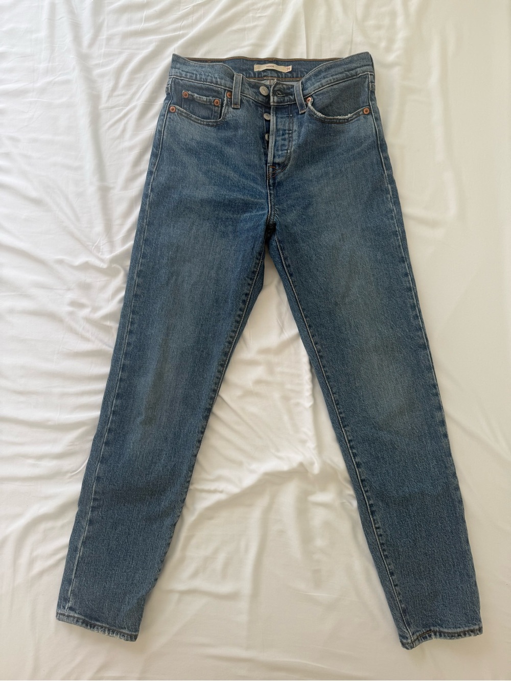 Levi’s Wedgie straight jeans, size 25